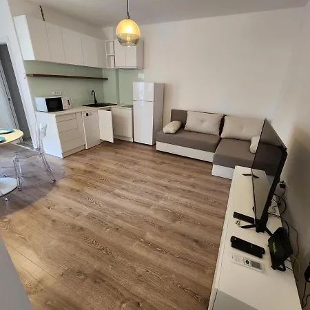 Modern Cozy - Vracar Apartment Belgrade