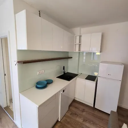 Modern Cozy - Vracar Apartman